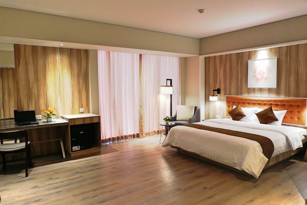 Grand Orchardz Hotel Kemayoran Jakarta Kültér fotó