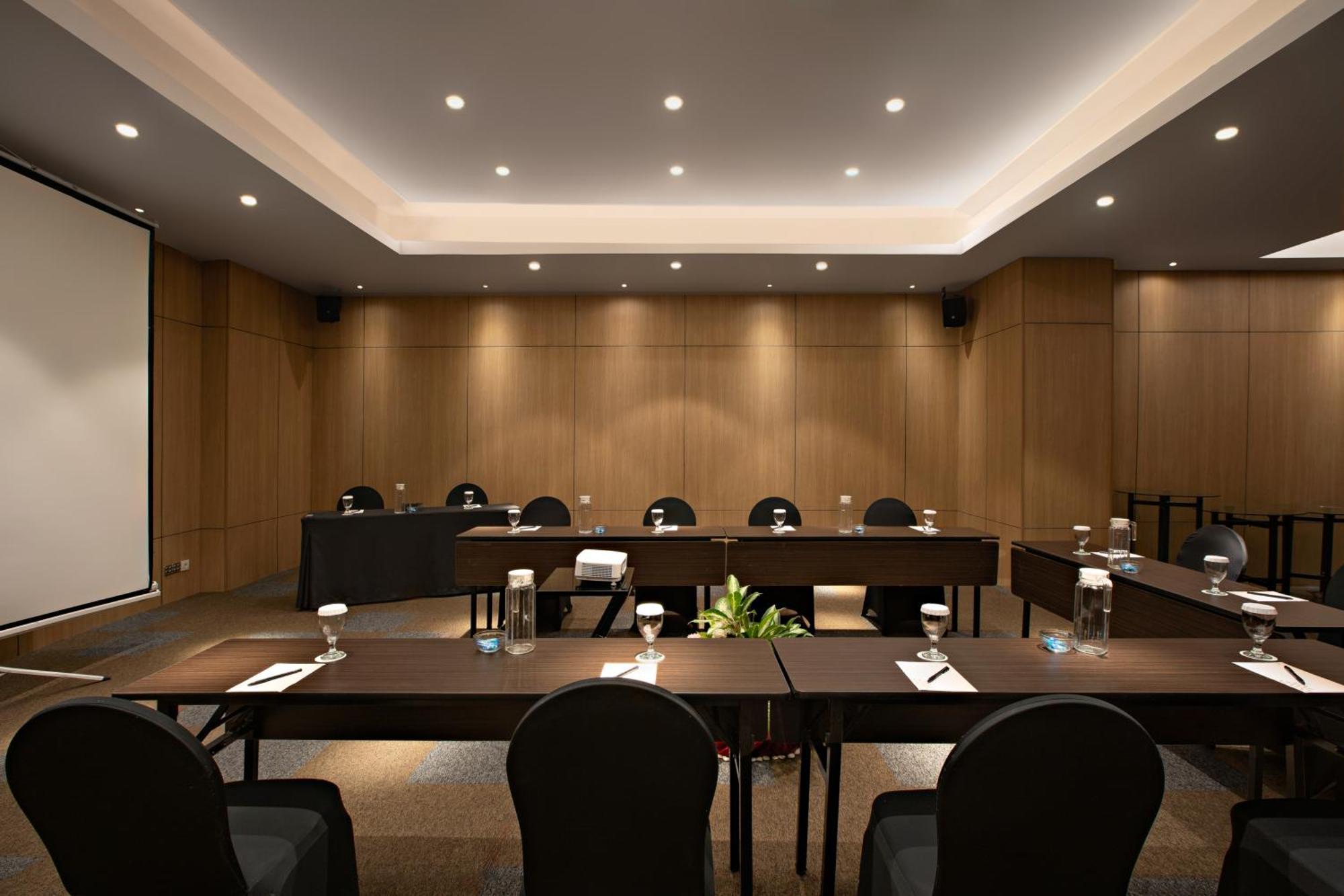 Grand Orchardz Hotel Kemayoran Jakarta Kültér fotó