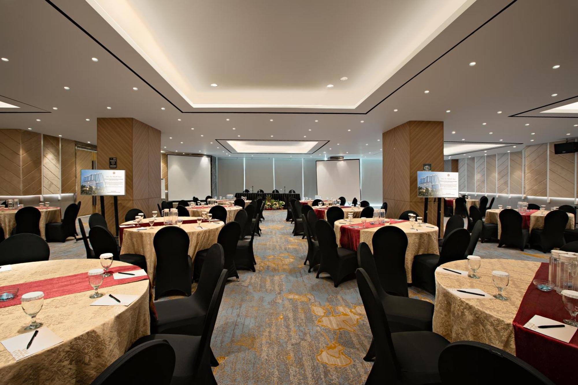 Grand Orchardz Hotel Kemayoran Jakarta Kültér fotó